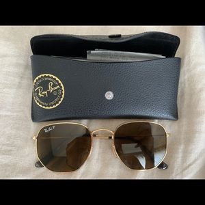 Like new polarized ray ban hexagon sunglasses